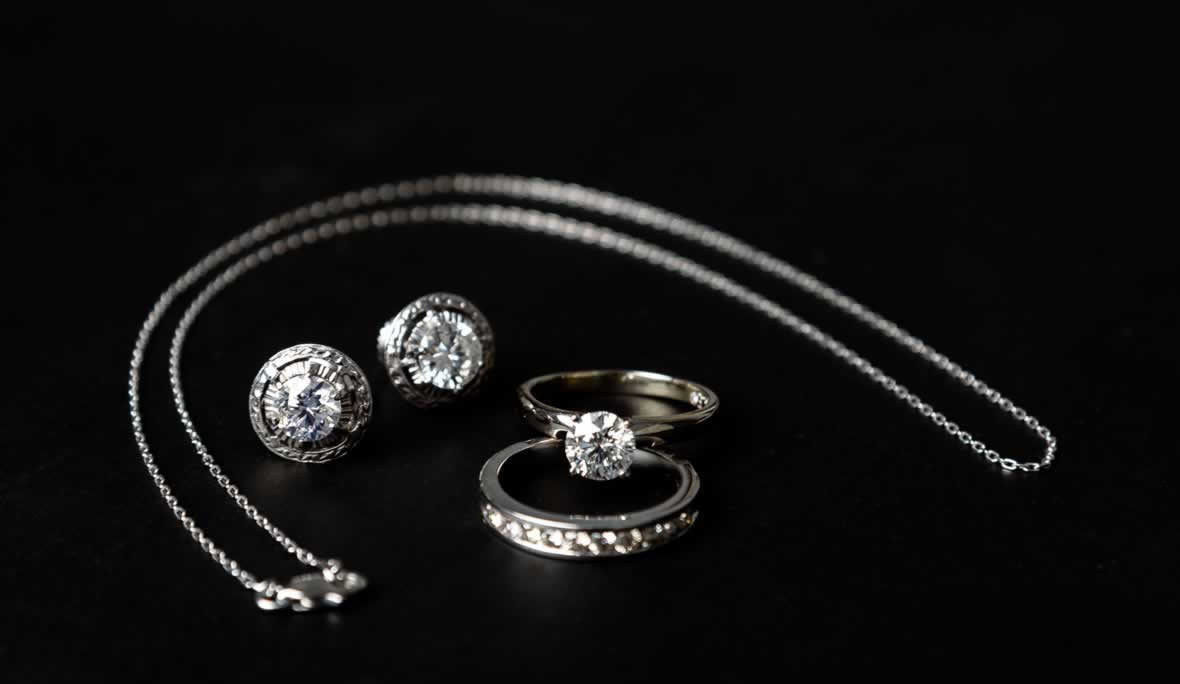 Sell your Gemstones and Jewelry